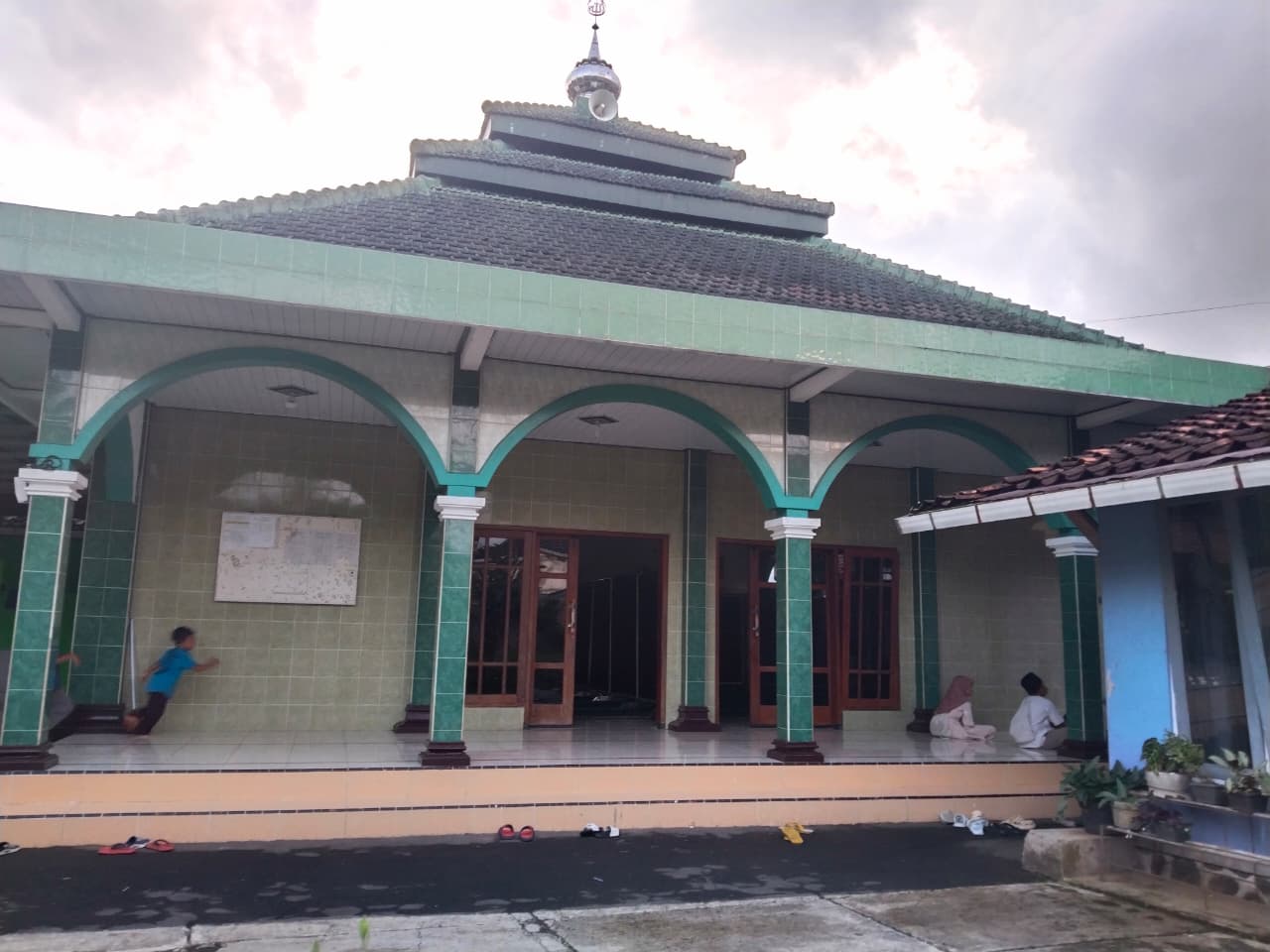 Masjid Kelurahan Wangon